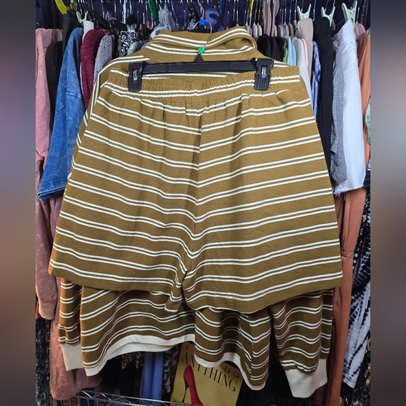 #0464 1XL ODDI Golden Olive 2 Pc Set: Top & Shorts, 26-28"ptp 16-25"ElasticWaist - Picture 9 of 16